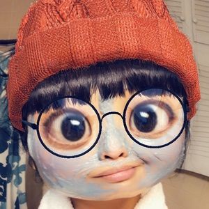 Meet your Posher, Jenn